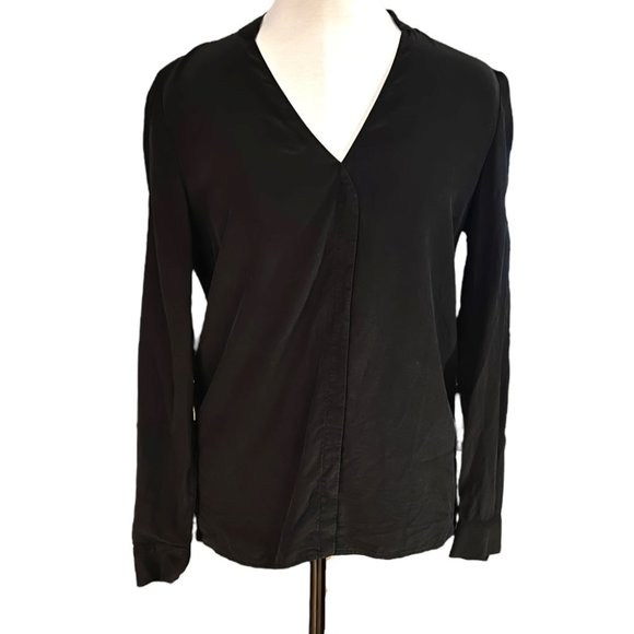 Judith & Charles black silk long sleeve blouse - Picture 4 of 11